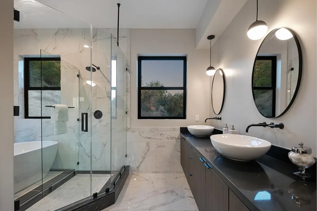 Marble Bath & Double Vanity